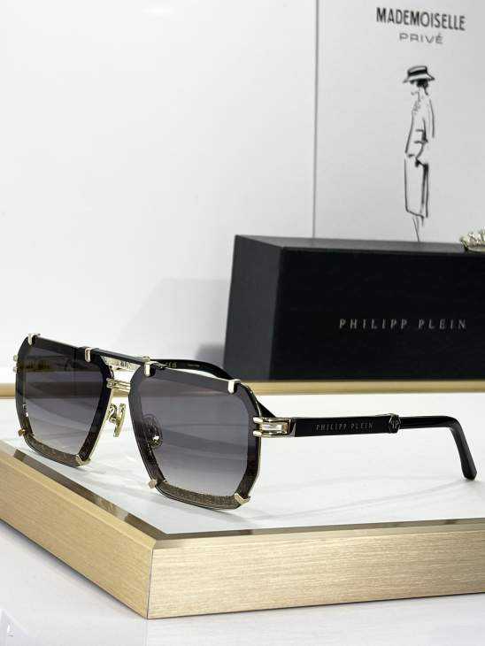 Picture of Chopard Sunglasses _SKUfw70786760fw